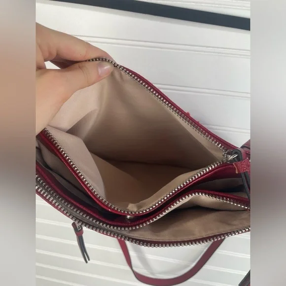 Dana Buchman Red Faux Leather Crossbody Bag with Adjustable Straps EUC - Picture 2 of 12